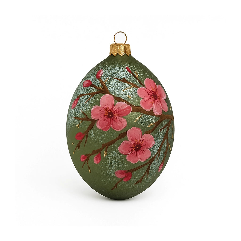 Uovo con fiori di cigliegio