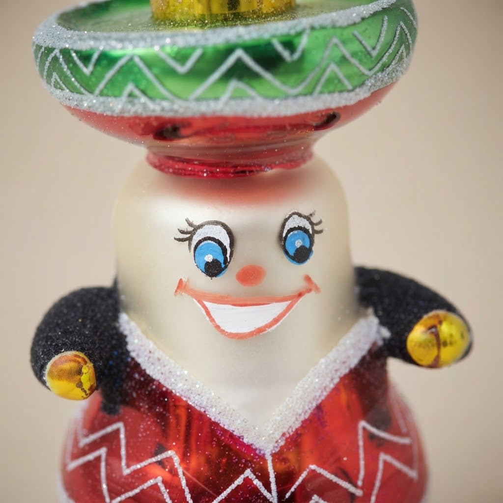 Figure with sombrero, hand-painted Christmas ornament: decoration detail