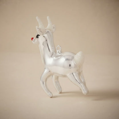 Running reindeer, hand-painted Christmas ornament: decoration detail
