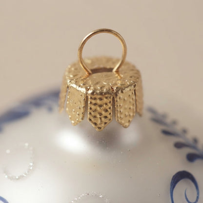 Side and back of the blown glass Christmas ornament