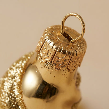 Gold cap of the gold glass icicle ornament